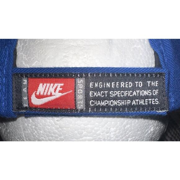 Crispy Rare Nike Dallas Mavericks Hat 90s VTG Taiwan NBA Hook & Loop Closure‎ - Picture 9 of 15